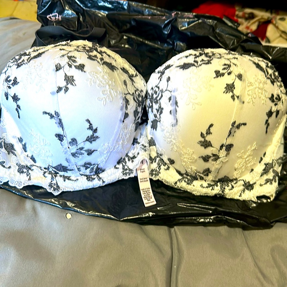 Victoria secret white w/black lace over black straps 36DD